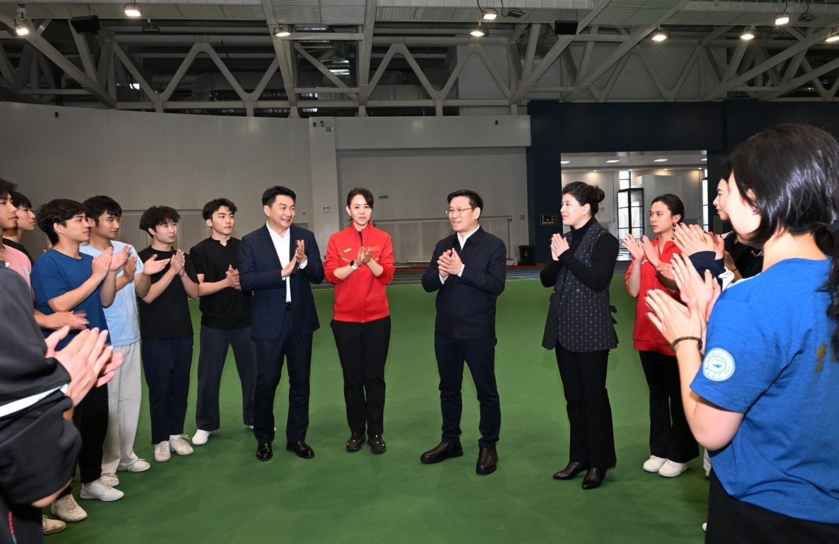 //news.141jav.net/__local/1/6F/7F/D68088EAA1664759869824FE822_6F7C461A_A07AD.jpg //news.141jav.net/__local/1/6F/7F/D68088EAA1664759869824FE822_6F7C461A_A07AD.jpg