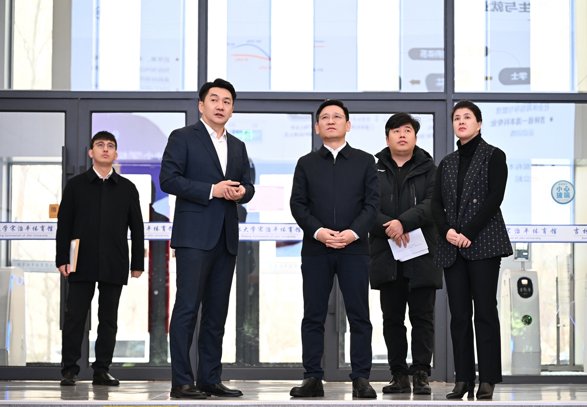 //news.141jav.net/__local/C/DB/DA/0A341DFD04213FF929FD43B8A0F_CEF8FE70_8B8F1.jpg //news.141jav.net/__local/C/DB/DA/0A341DFD04213FF929FD43B8A0F_CEF8FE70_8B8F1.jpg