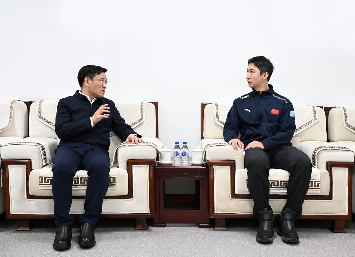 //news.141jav.net/__local/F/BE/4B/CA10709177022A2AE29D227CB67_4245EF95_8B312.jpg //news.141jav.net/__local/F/BE/4B/CA10709177022A2AE29D227CB67_4245EF95_8B312.jpg